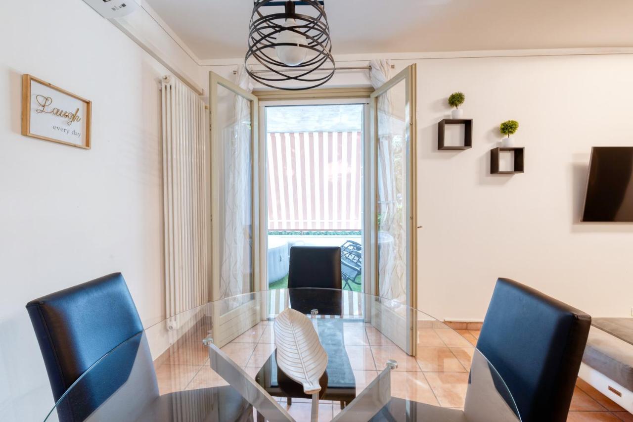Wolf House - Peschiera Holiday - Jacuzzi Privata Песк'єра-дель-Гарда Екстер'єр фото